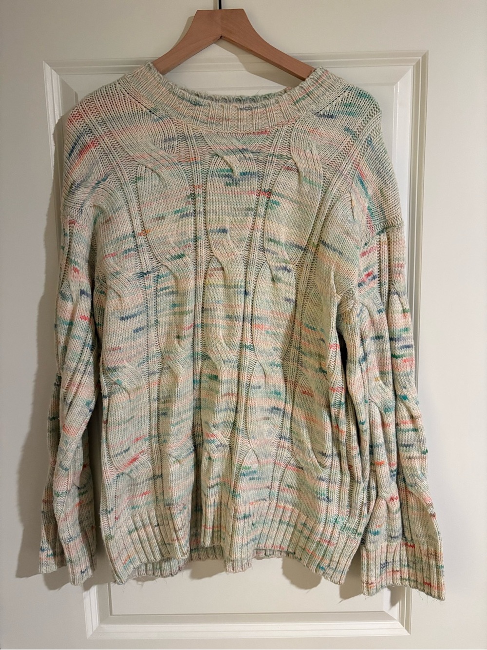 American Eagle Outfitters Cream Cable Knit Sweater with Multicolor Speckles